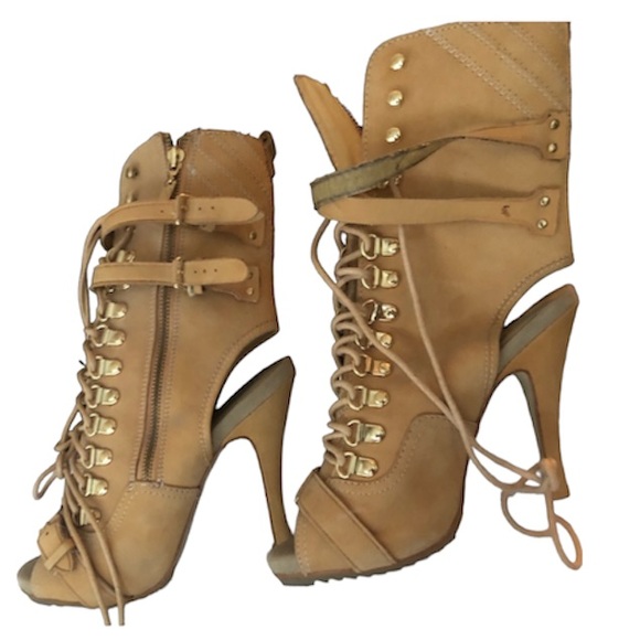 ⭐️ Wild Pair Vintage NWOT tan open toe & heel lace & zip up boots women 7 - Picture 1 of 15